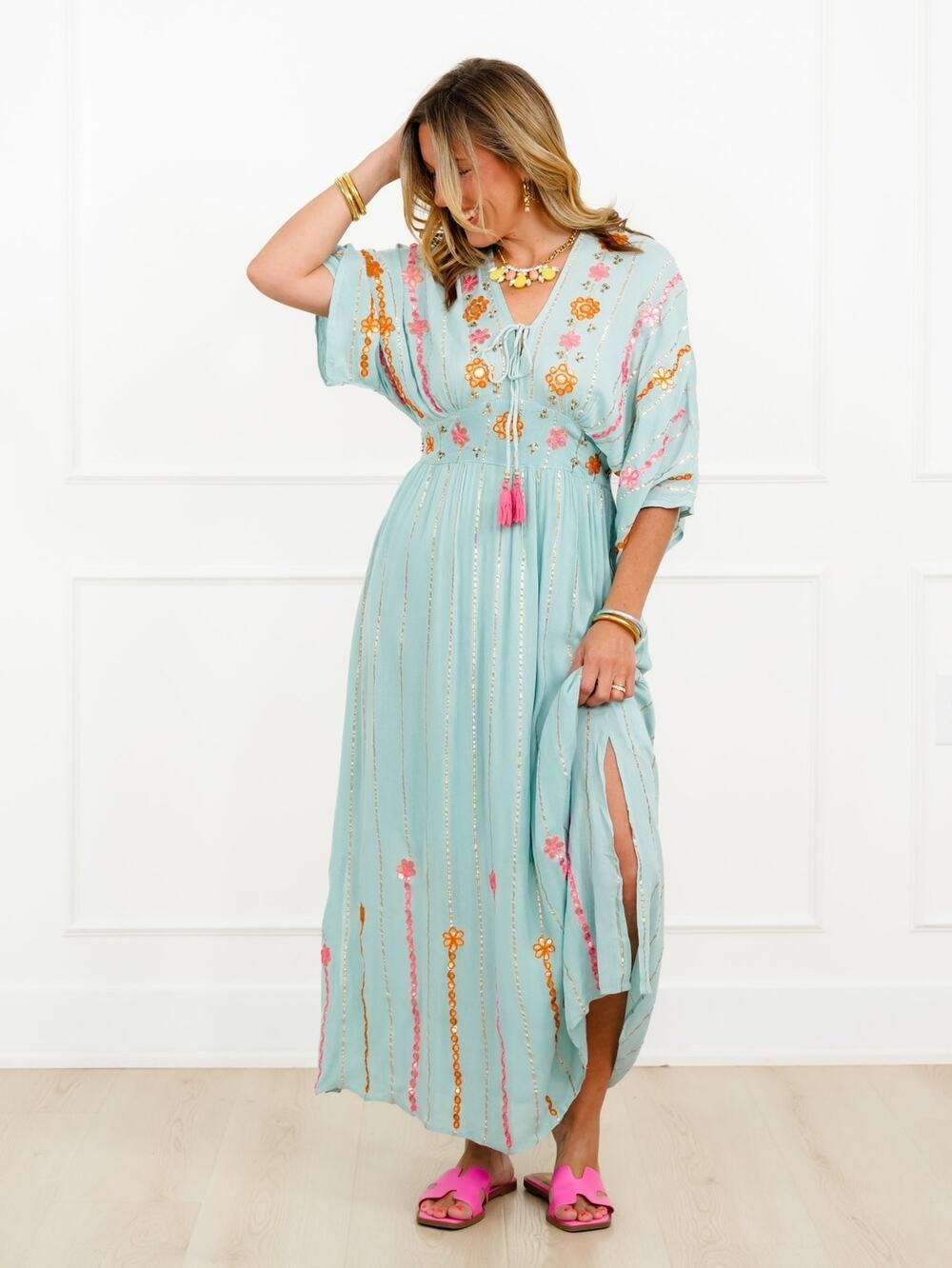 POL Floral Embroidered 3/4 Sleeve V Neck Maxi Dress - L